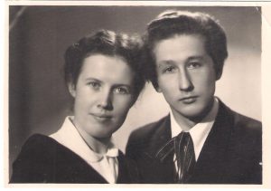 Mamos ir tėvelio vestuvinė nuotrauka. 1958 02 16