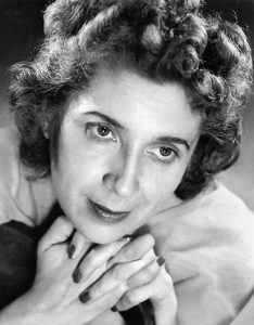Aktorė, režisierė, rašytoja, vertėja Birutė Pūkelevičiūtė (1923-2007). Nuotrauka iš https://www.vle.lt/straipsnis/birute-pukeleviciute/